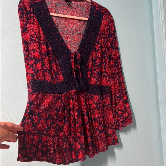 Torrid Red and Black Relaxed Tie Front Blouse #64 - Picture 4 of 8